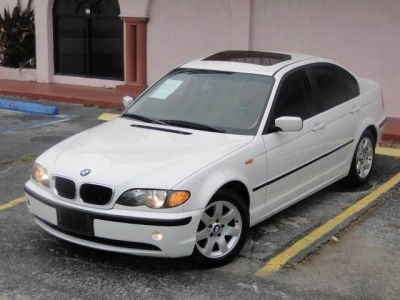 2002 BMW 325  i