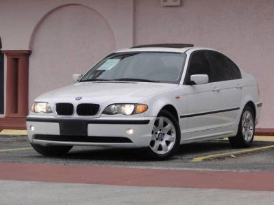 2002 BMW 325  i