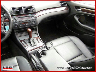 2003 BMW 325 i