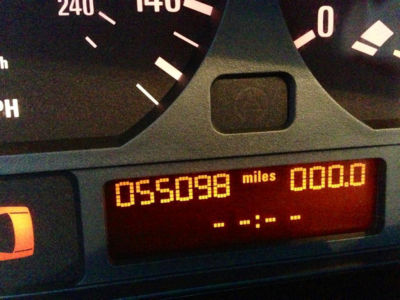 2002 BMW 325  i
