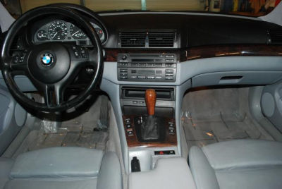 2001 BMW 325  i