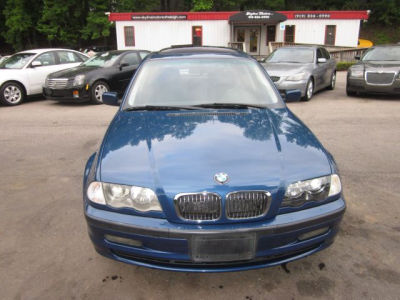 2001 BMW 325 i