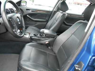 2003 BMW 325 xi