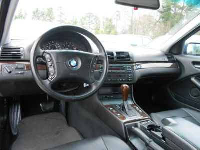 2003 BMW 325 xi
