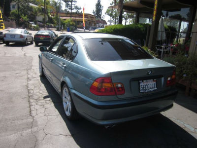 2003 BMW 325 i