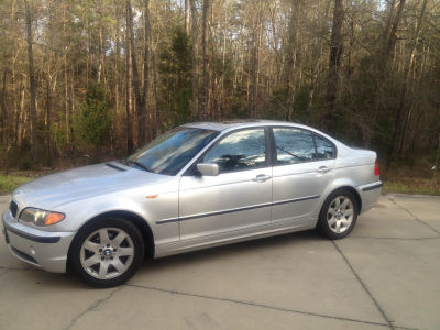 2003 BMW 325  i