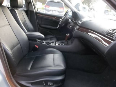 2003 BMW 325 iT