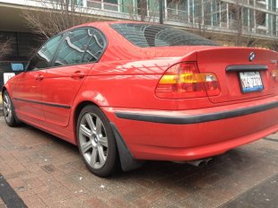 2002 BMW 325 i