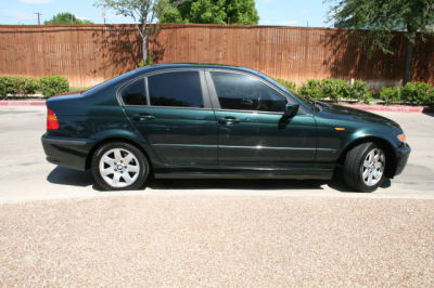 2002 BMW 325 i
