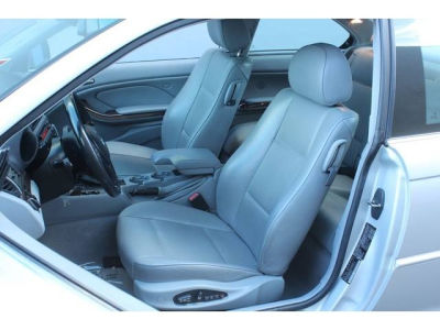 2003 BMW 325  Ci