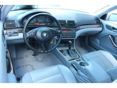 2003 BMW 325  Ci