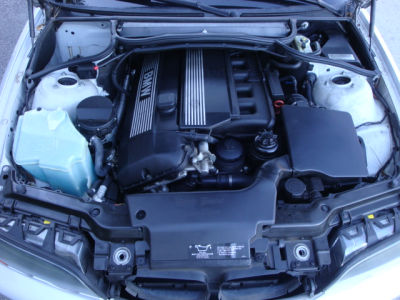 2001 BMW 325  Ci