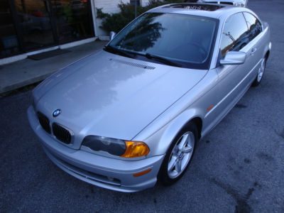 2001 BMW 325  Ci