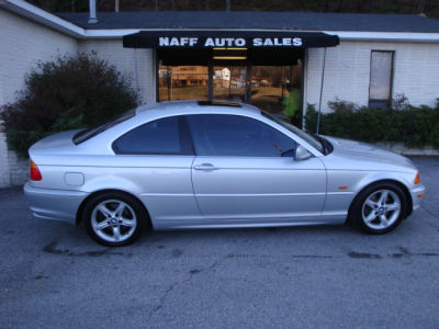 2001 BMW 325  Ci