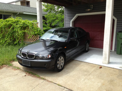 2003 BMW 325  xi