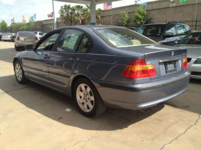 2002 BMW 325 i