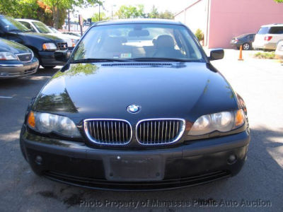 2003 BMW 325  i