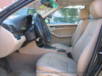 2003 BMW 325  i