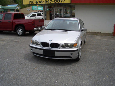 2005 BMW 325  i