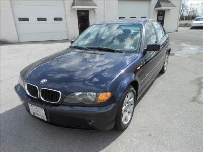 2004 BMW 325  xi