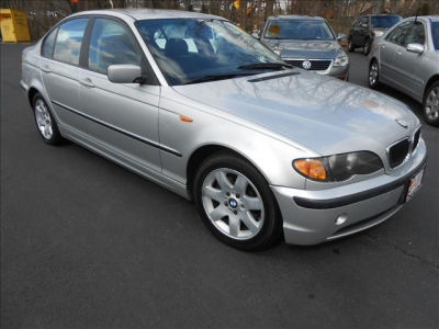 2004 BMW 325 i