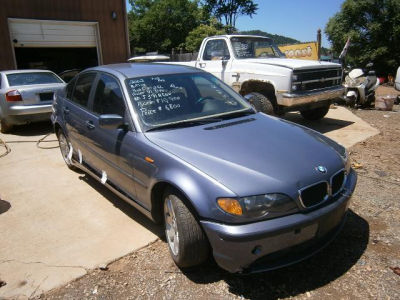 2002 BMW 325 xi