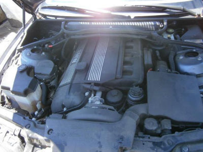 2002 BMW 325 xi