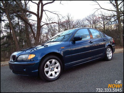 2004 BMW 325  i