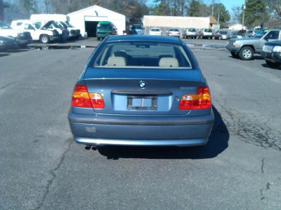 2002 BMW 325 i