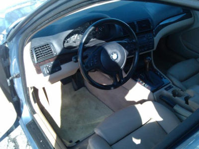 2002 BMW 325 i