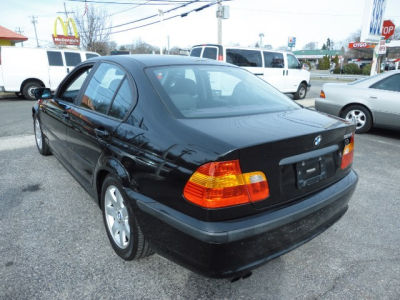 2002 BMW 325 i