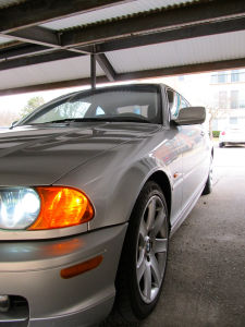 2001 BMW 325  Ci