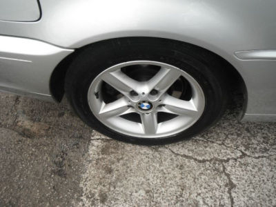 2003 BMW 325  Ci