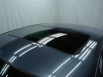2002 BMW 325 i