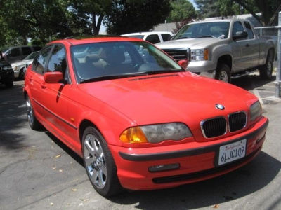 2001 BMW 325  i