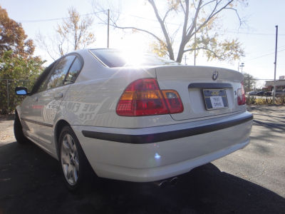 2002 BMW 325 i