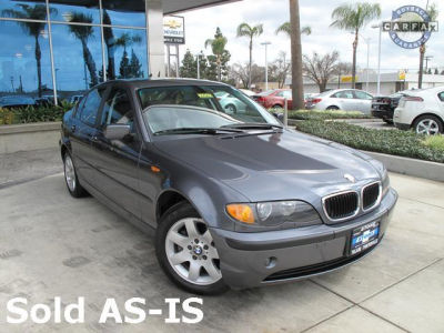 2003 BMW 325  xi