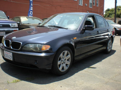 2002 BMW 325 i