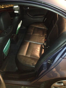 2002 BMW 325  xi