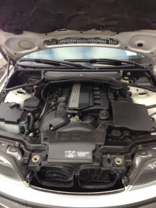 2004 BMW 325 xi