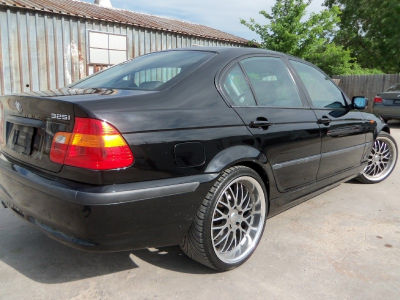 2004 BMW 325 i