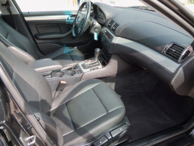 2004 BMW 325 i