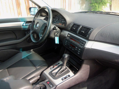 2004 BMW 325 i