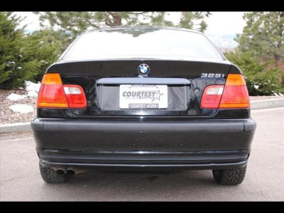 2001 BMW 325 i