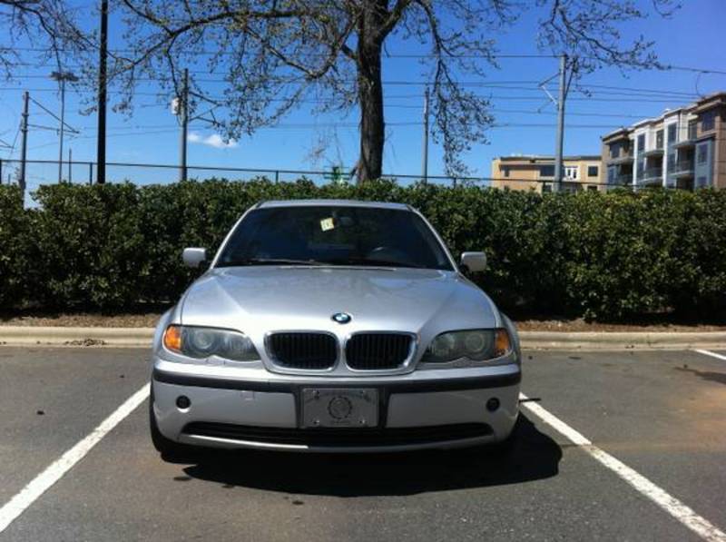 2002 BMW 325 i