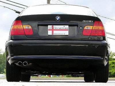 2003 BMW 325  i