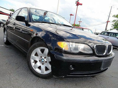 2003 BMW 325  i