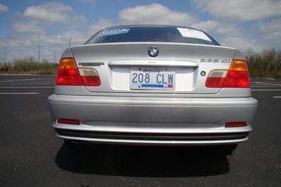 2001 BMW 325  Ci