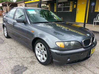 2003 BMW 325 i