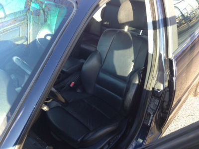 2002 BMW 325  i